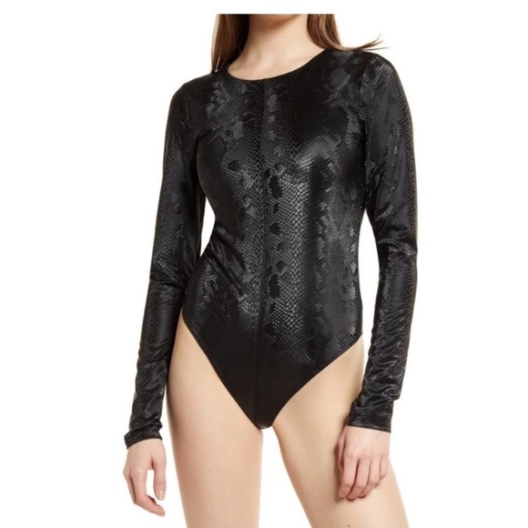 It’s so good! NWT Good American Black Snake Bodysuit Long Sleeve (GA size 1) - Picture 1 of 12